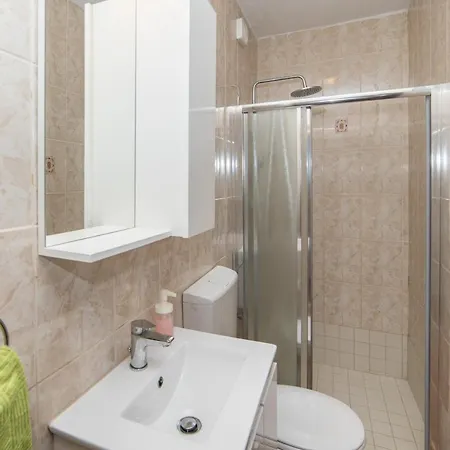 Kala Podgora (Split-Dalmatia)